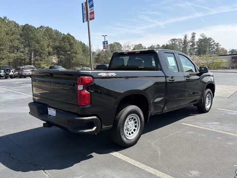 Used 2025 Chevrolet Silverado 1500 W/T w/ Trailering Package image 5