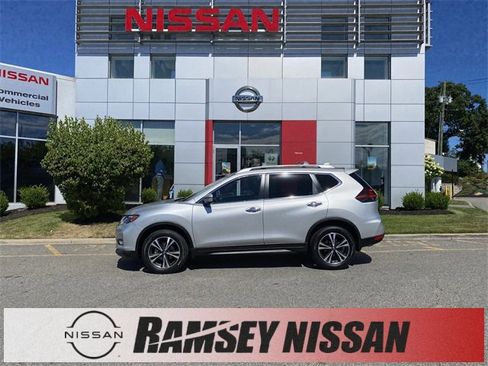 Certified 2020 Nissan Rogue SV w/ Sun & Sound Touring Package image 1