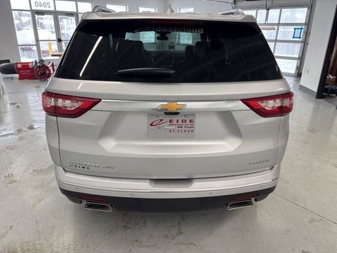 Used 2021 Chevrolet Traverse Premier image 9