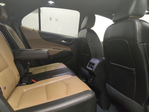 Used 2022 Chevrolet Equinox Premier image 19