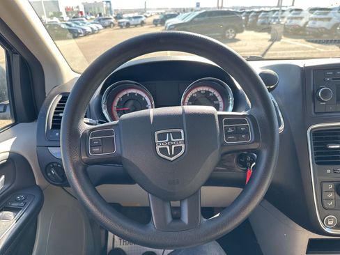 Used 2014 Dodge Grand Caravan SE w/ Quick Order Package 29E SE FWD image 44