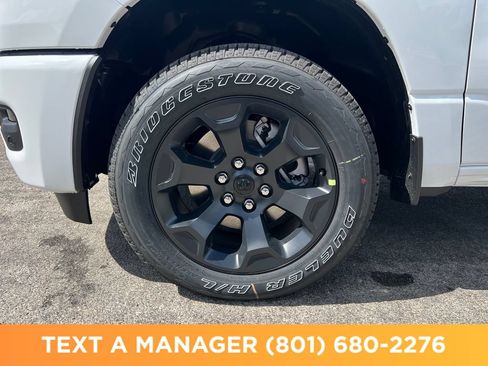 New 2026 RAM 1500 Express AWD/4WD image 23