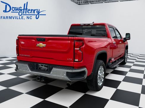 Used 2024 Chevrolet Silverado 2500 LTZ w/ LTZ Plus Package image 5