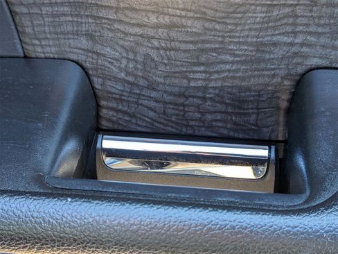 Used 2021 Ford Expedition Max Limited image 38