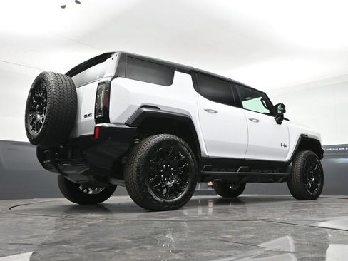 Used 2026 GMC Hummer EV SUV AWD/4WD image 29