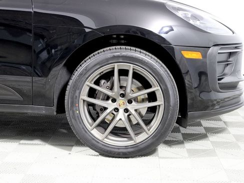 Used 2022 Porsche Macan AWD/4WD image 43
