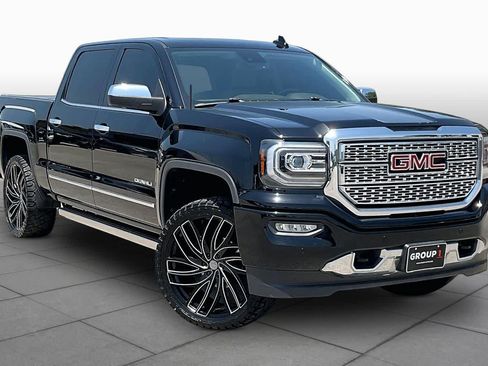 Used 2018 GMC Sierra 1500 Denali RWD image 3