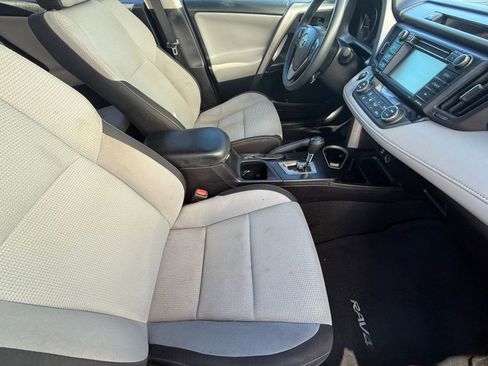 Used 2018 Toyota RAV4 XLE image 35