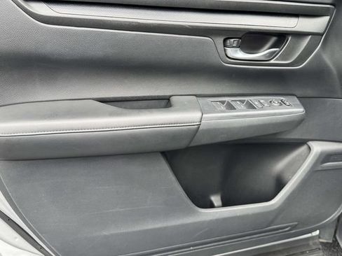 Used 2023 Honda CR-V LX image 17