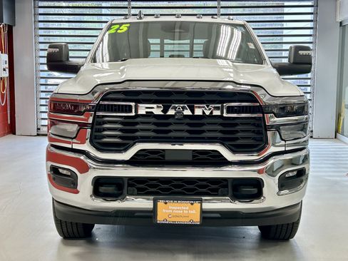 Certified 2025 RAM 2500 Big Horn AWD/4WD image 12