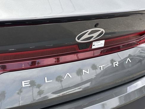 Certified 2025 Hyundai Elantra Sport image 34