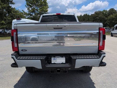 New 2026 Ford F250 Platinum w/ Platinum Plus Package AWD/4WD image 5