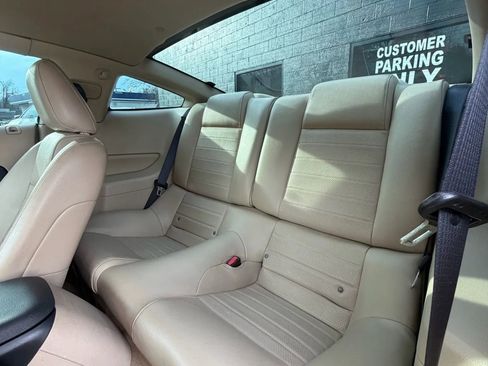 Used 2006 Ford Mustang GT Premium image 13