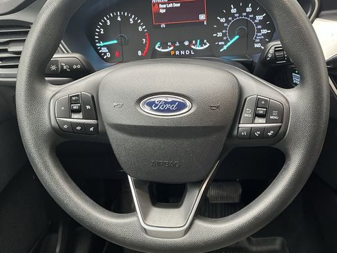 Used 2022 Ford Escape SE image 12