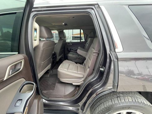 Used 2017 GMC Yukon Denali w/ Open Road Package image 12