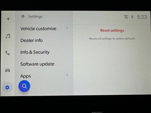 Used 2025 Toyota RAV4 XLE Premium image 34