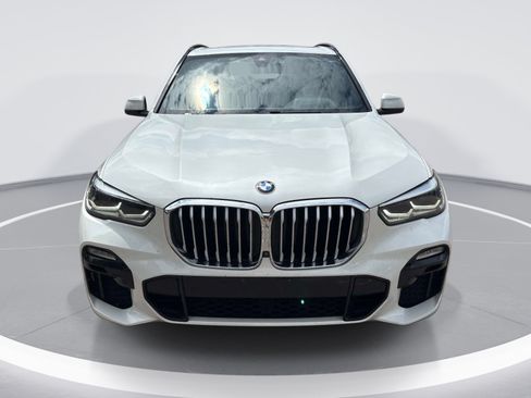 Used 2019 BMW X5 xDrive40i w/ M Sport Package AWD/4WD image 2