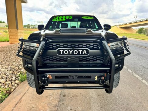 Used 2019 Toyota Tacoma TRD Pro AWD/4WD image 8