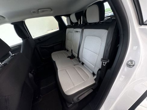 Used 2024 Ford Escape Active AWD/4WD image 26