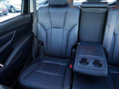 Used 2023 Subaru Ascent Limited w/ Technology Package image 11