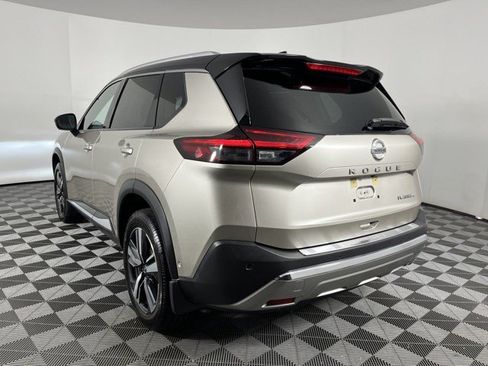 Used 2021 Nissan Rogue Platinum FWD image 6