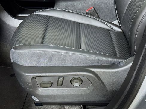 Certified 2025 Buick Envision Preferred image 18