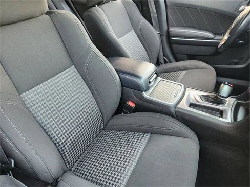 Used 2023 Dodge Charger SXT image 12
