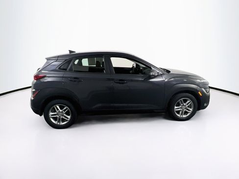 Used 2023 Hyundai Kona SE image 4