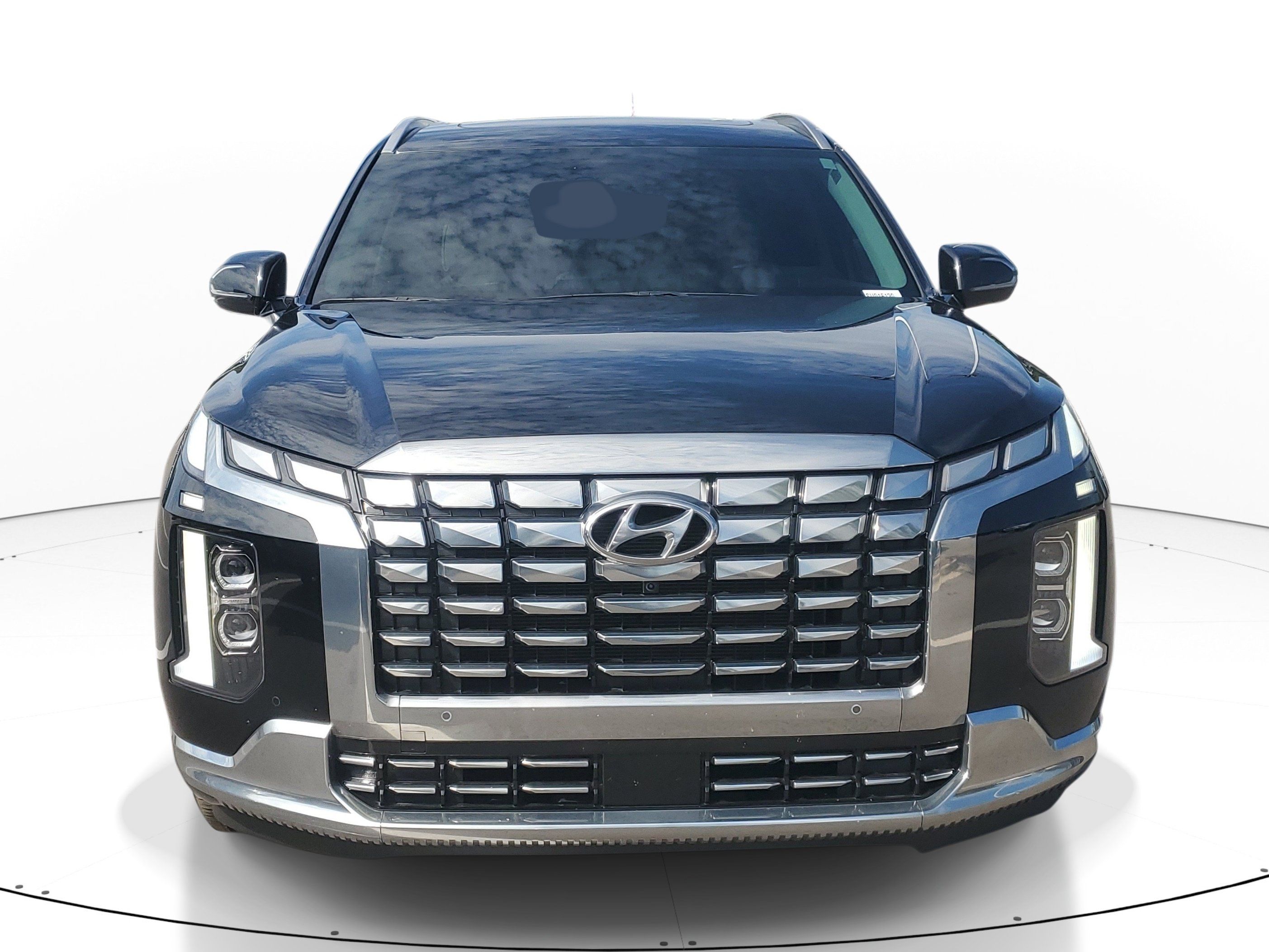 Used 2025 Hyundai Palisade Calligraphy FWD image 3