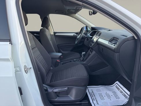 Used 2022 Volkswagen Tiguan S image 17
