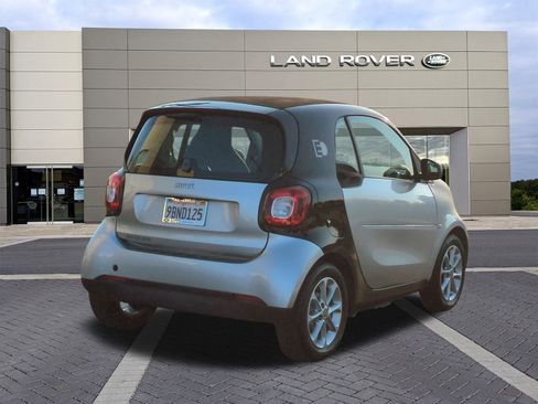 Used 2018 smart fortwo electric drive image 5