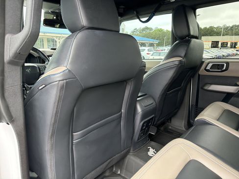 Certified 2023 Ford Bronco Wildtrak AWD/4WD image 19