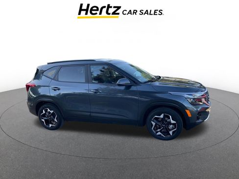 Used 2025 Kia Seltos S image 1