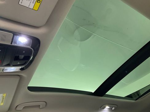 Used 2023 Hyundai Tucson Limited image 25