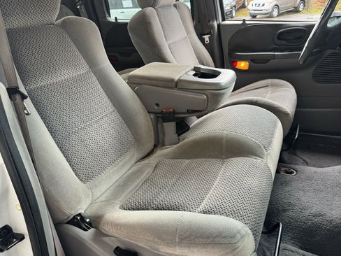 Used 2001 Ford F150 XLT image 16