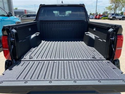 New 2026 Toyota Tacoma SR5 AWD/4WD image 4
