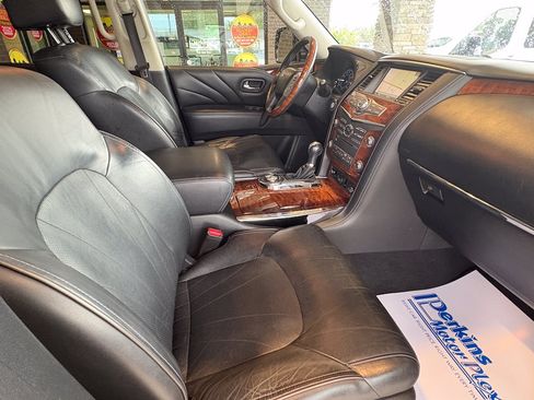 Used 2016 INFINITI QX80 4WD image 28
