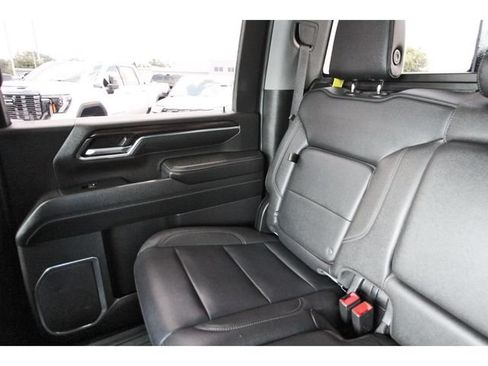 Used 2024 GMC Sierra 2500 SLT w/ Texas SLT Premium Package AWD/4WD image 9