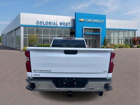 Used 2025 Chevrolet Silverado 2500 LT w/ Convenience Package AWD/4WD image 7