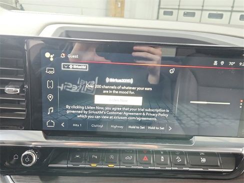 New 2026 GMC Sierra 1500 SLT image 30