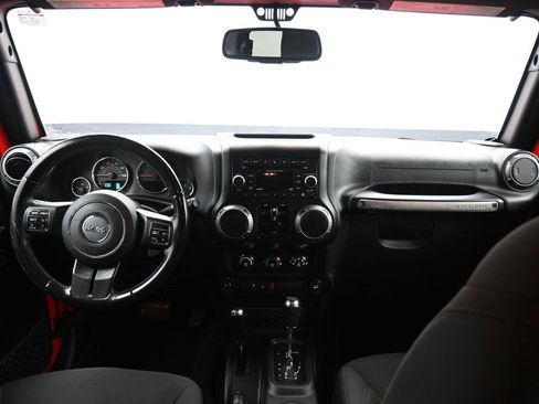 Used 2017 Jeep Wrangler Unlimited Willys image 29