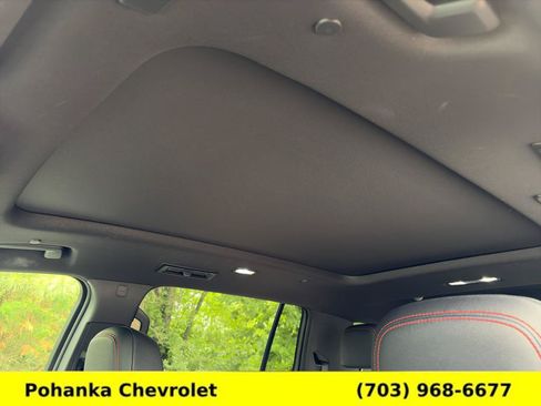 Used 2024 Chevrolet Traverse RS FWD image 21
