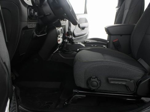 New 2026 Jeep Gladiator Willys image 15