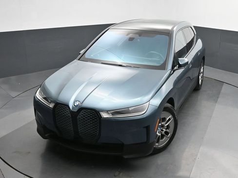 Used 2023 BMW iX xDrive50 w/ Ultimate Package 2 AWD/4WD image 39