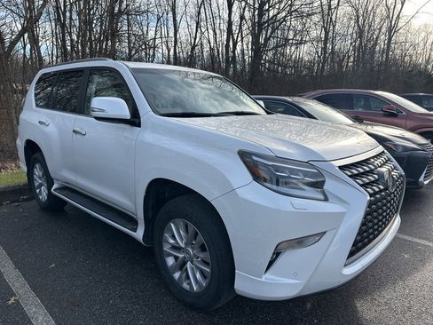 Used 2022 Lexus GX 460 Premium image 2