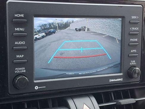 Used 2020 Toyota RAV4 XLE w/ Convenience Package image 18