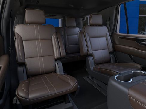 New 2026 Chevrolet Tahoe High Country AWD/4WD image 17