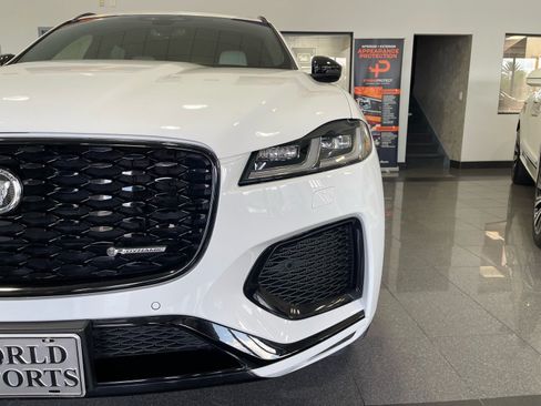 Used 2024 Jaguar F-PACE R-Dynamic S AWD/4WD image 10