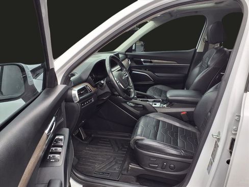Used 2022 Kia Telluride SX w/ SX Prestige Package image 18