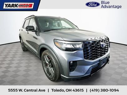 Used 2025 Ford Explorer ST